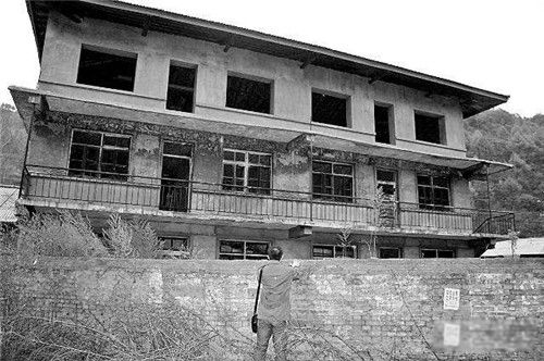 ���ɹ�¥84�����ұ��������˼����� ����С���ֹ�����λ������