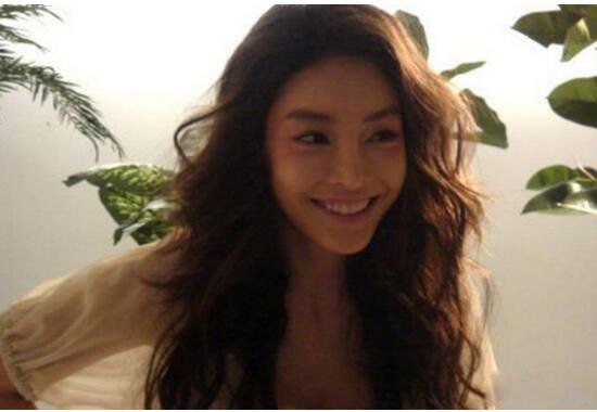 ����Ǳ����Ů������ Ǳ�����¼�������Ȧ�Ƿǳ�������