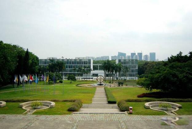 ���ڴ�ѧ����ͼ������ �ܶ��˶�˵���ڴ�ѧ��һ��а��