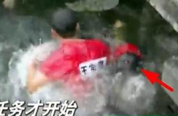 ���ܰ��ֵ������¼����̵� �ֲ��¼���������ô����