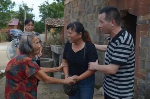 ��СŮ���������� ��СŮ�¼�ʼĩ��ʲô