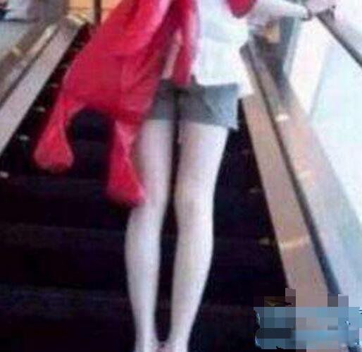 美国最恐怖的照片超市女孩原图 你看出来什么恐怖的事情了