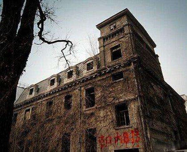 �й���ֲ��Ĺ���������һ ����������¥��������Ů���ڿ�