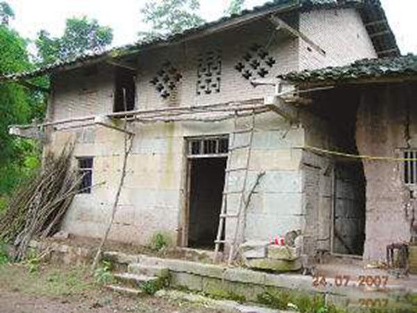 �й���ֲ��Ĺ���������һ ����������¥��������Ů���ڿ�