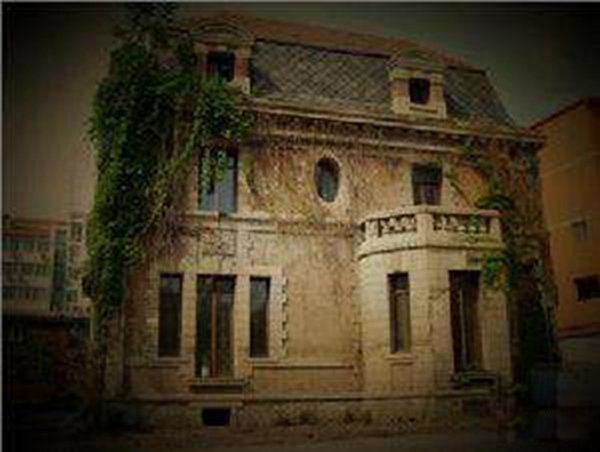 �й���ֲ��Ĺ���������һ ����������¥��������Ů���ڿ�