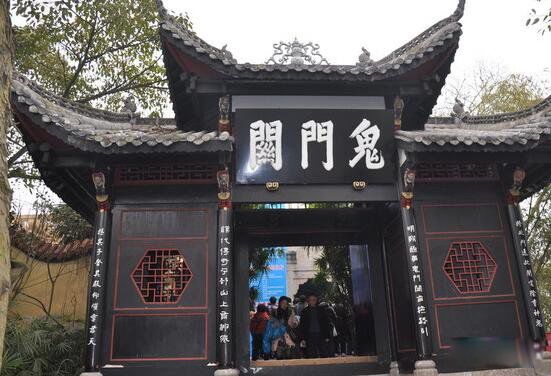 �ᶼ���ǵ�������ʷ�Ļ���� �ᶼΪʲô�й��Ǹ���ǰ����