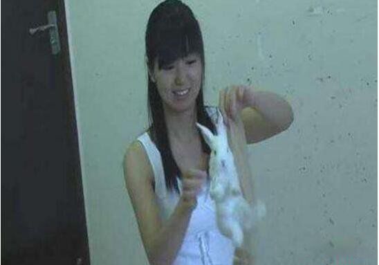 Ű�������¼�����ȥ�� Ű��Ů��Ű����������Ƶ׬Ǯ