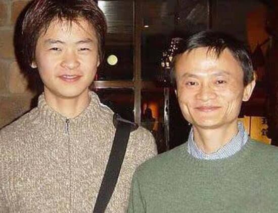 ���ƶ������� �������������������Ǽ�