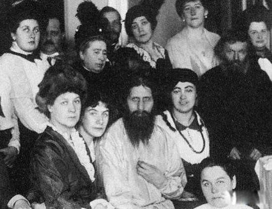 ���˾޾���ս����˹��Ů ��˹�վ���ʥ�˻�����ɮ