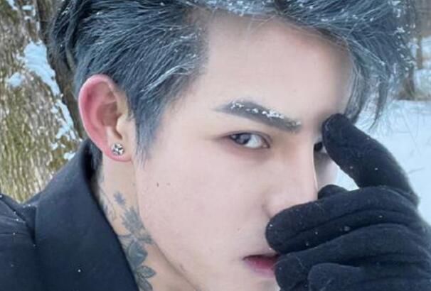 �������ĸ������ϼ�� ��ڼΪ�Ե��ܲõĿ�������