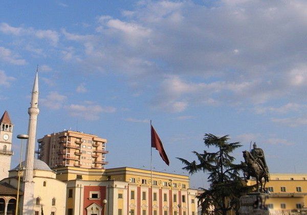 �������������ĸ����� ����ŷС���������������ڵ�״��