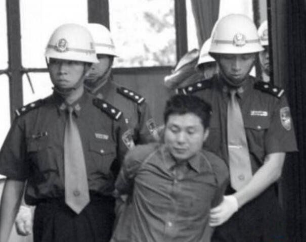 �ž���������ϸ��ʵ �й���һ�����ž��󰸼��