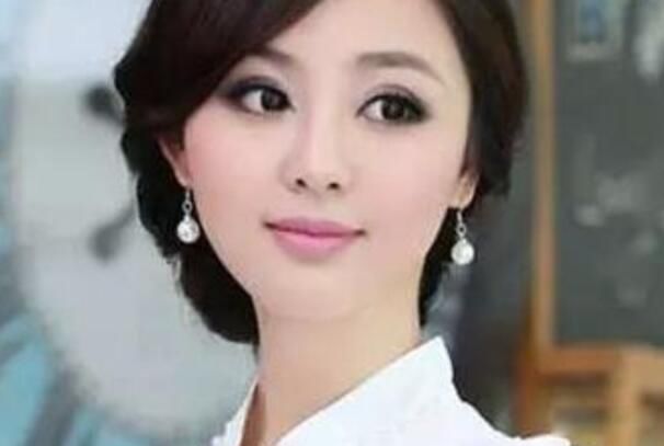 Ů������������������ ӵ����Щ�����ǵ��͵ĸ�����