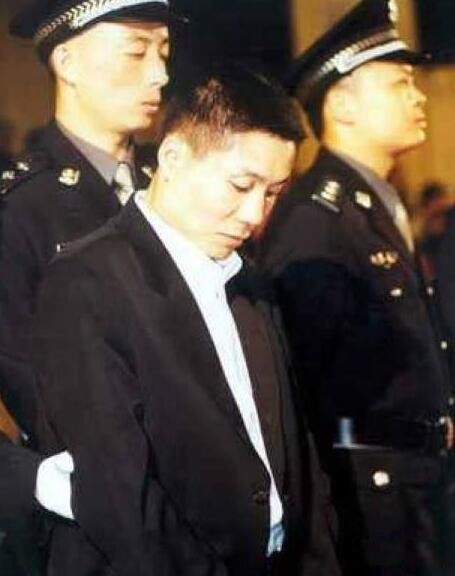 �ž���������ϸ��ʵ �й���һ�����ž��󰸼��