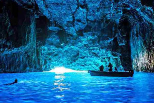 �ع�������ʵ�Ķ����� ���������ᵽ�Ľ�ɫ���鹹��