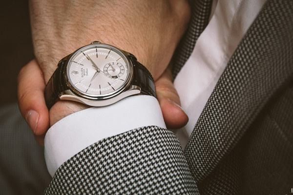 ʯӢ���ͻ�е������Щ��ͬ�ĵط� �кܴ������ʯӢ���Ƚϼ�