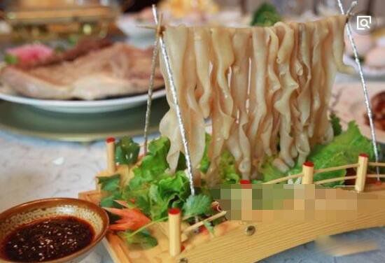 脆鹅肠为什么是禁菜 做法极为残忍还是有很多人偷吃