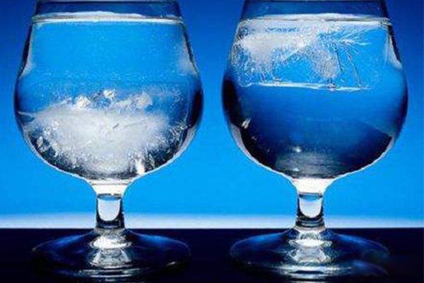 ����ˮ��ʲô��˼ ����û����Ȼ��ֻ��ͨ���˹���ȡ