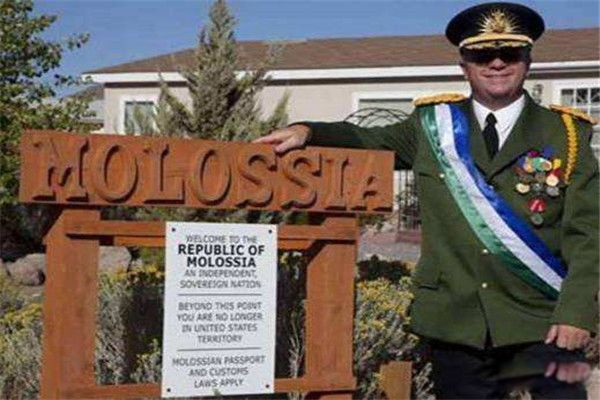 ��С�Ĺ������ĸ� Ħ��ϣ�ǵ�������˿��ж���