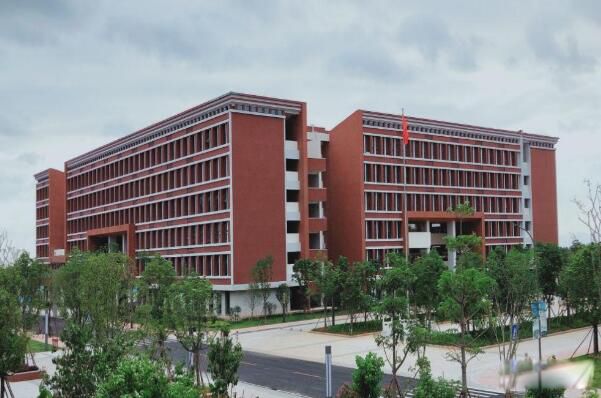 У԰������´�ȫ��ʵ���� �����˵Ĵ�ѧ���������