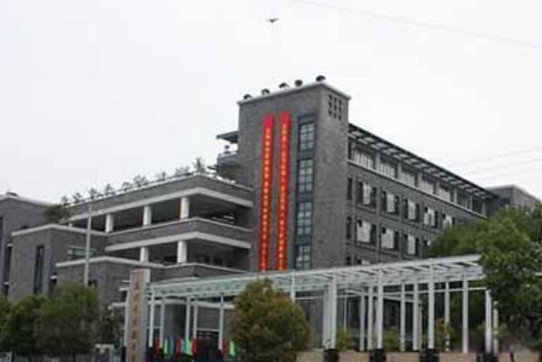 У԰������´�ȫ��ʵ���� �����˵Ĵ�ѧ���������