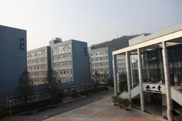 У԰������´�ȫ��ʵ���� �����˵Ĵ�ѧ���������