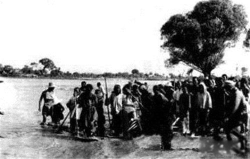 �ƺ�͸���ײ�����ô���� ���ٷ�����һ��͸���Ĺײ�