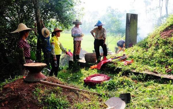 扫墓时间有什么讲究 有两个时间最好是7时至17时
