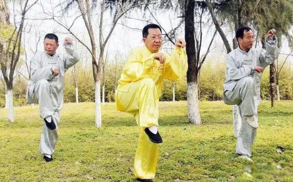 ��٢����Ϸ�������� ��ģ�������ֶ��ﴴ��������