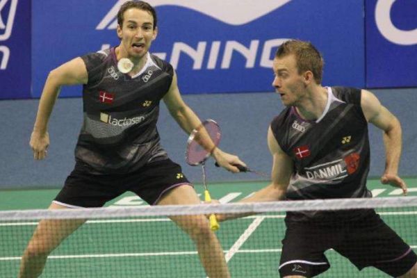 ��ë����˫������������ ���϶�/�տ���Լ���������һ