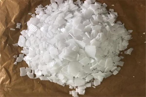 火碱的作用和用途 火碱和开水在一起会爆炸吗