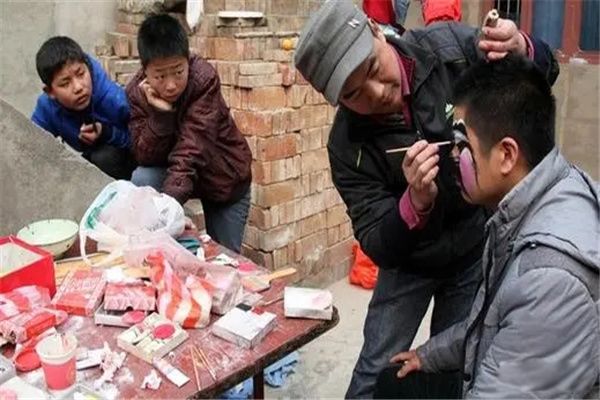 ��ī�ǳ�����˼ �������ǳ��Ĳ�ͬ