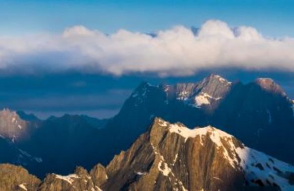 �Ĺ���ɽ�������봫˵ �Ĺ���ɽ��ϸ���