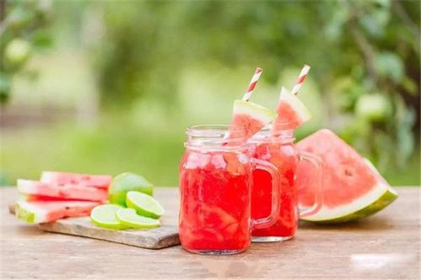 �������������ĸ����� ������ע������