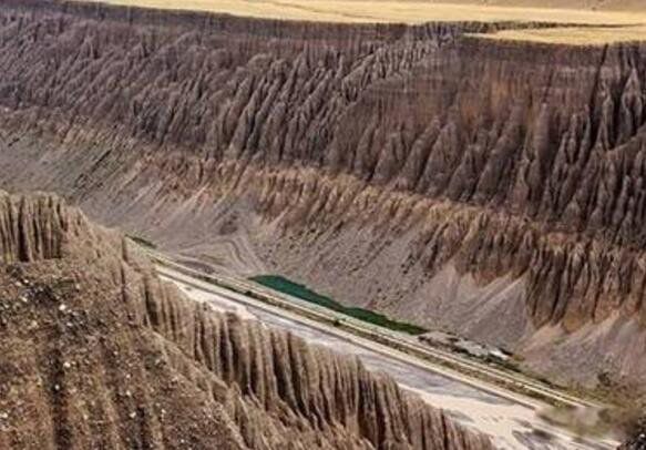 独山子二人车事件已经找到 事件是什么事有什么奇怪