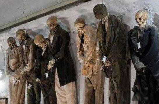 ����ʮ��а�ŵĹ�Ĺ���� ͼ̹���ɷ���Ĺȥ�����˹������ȥ