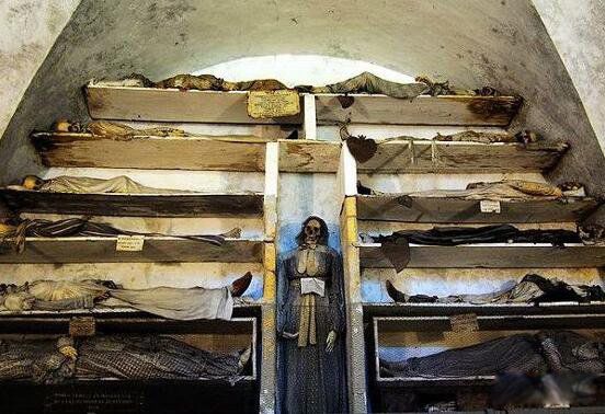 ����ʮ��а�ŵĹ�Ĺ���� ͼ̹���ɷ���Ĺȥ�����˹������ȥ