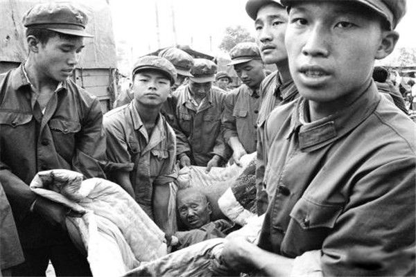 ��ɽ�����������һ�� ���������Ƕ����ж��ʹ