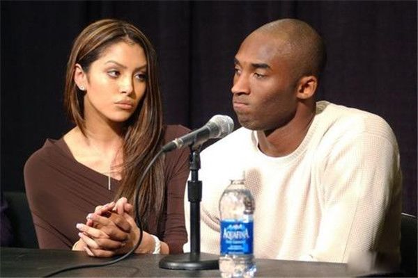 �Ʊ�ӥ���¼���ϸ���� Ů���ǿ�������˭��ô����