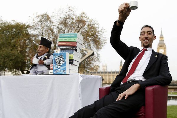 �����������˭?�ж�� ���������򼲲�ȥ����