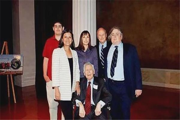 ��������������� �ֶ����������һֱ�ٵǡ�����˹����