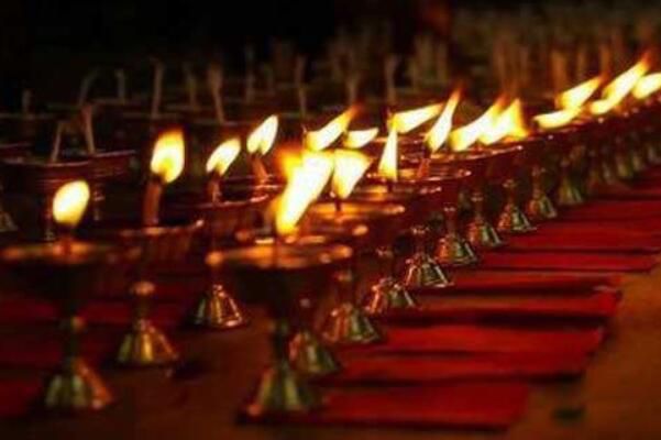 ��������ʲô������Ϩ֮�� ���ڳ����ƵĴ�˵