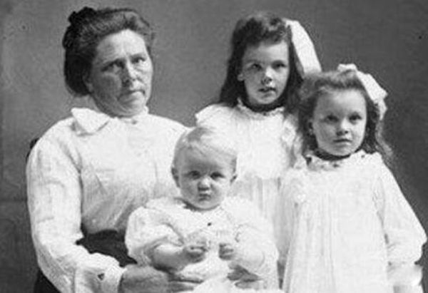 �����ڹѸ�����������ɭ������˹��˭ ��ɱ�˶�����