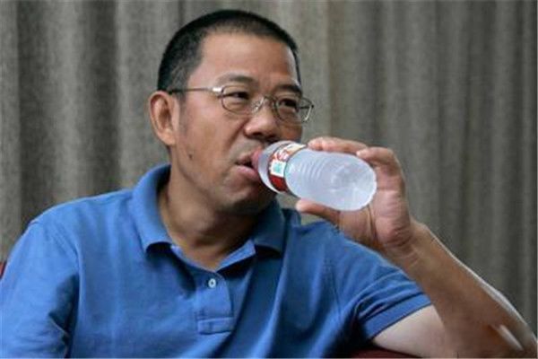 �ӱ����������ϼ�� �ӱ���Ϊʲô�ܳ�Ϊ�׸�