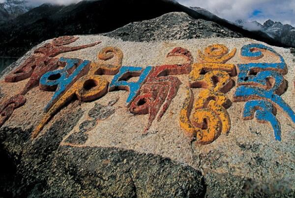 六字真言是哪六个字 六字真言佛教解释和来源