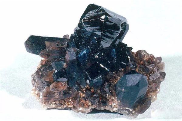 ���Ӳ�Ķ�����ʲô���� ʲô���������Ӳ�Ķ����̵�