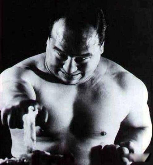 �ձ���ɽ������˭ ��ɽ������ţ��ս,������50��ͷ��ţ