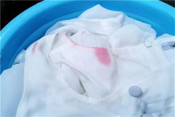 ���·���Ⱦɫ��С�մ���ô���� �Ѿ�Ⱦɫ�İ��·�С�մ�������