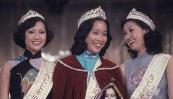 �������۽�ھ�һ���� �۽�ǰ���������ֱ���˭