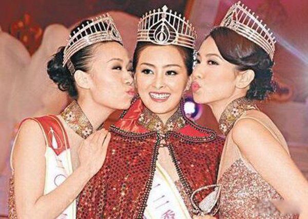 �������۽�ھ�һ���� �۽�ǰ���������ֱ���˭